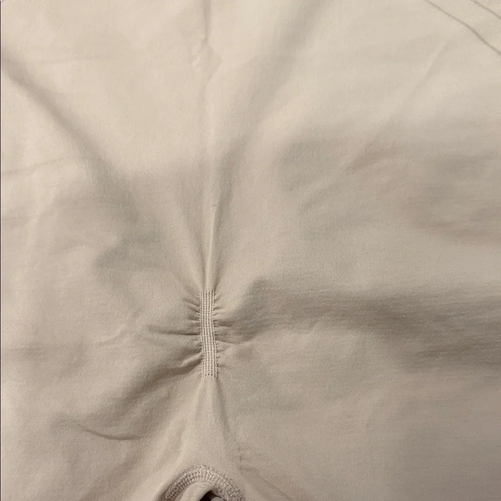 NEW Maidenform Beige Shapewear Shorts Large High Waist Firm Control